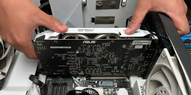 7 Ways to Fix Black Lines on Monitor 8 remove-and-re-insert-graphics-card-from-cpu