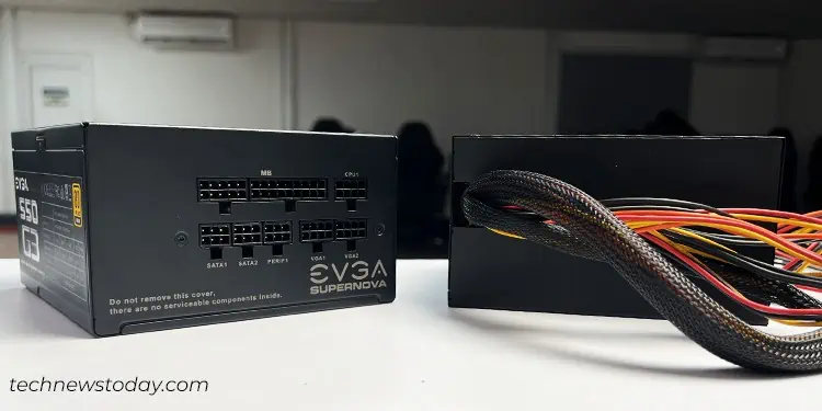 a-modular-and-non-modular-power-supply-unit-1