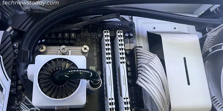 aio-cooler-tube-slight-bend