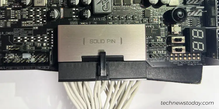 Power Supply Cable Management Tips & Tricks 5 atx-power-supply-connector-in-motherboard-1