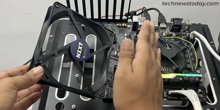 feel-the-air-case-fan-motherboard-connect
