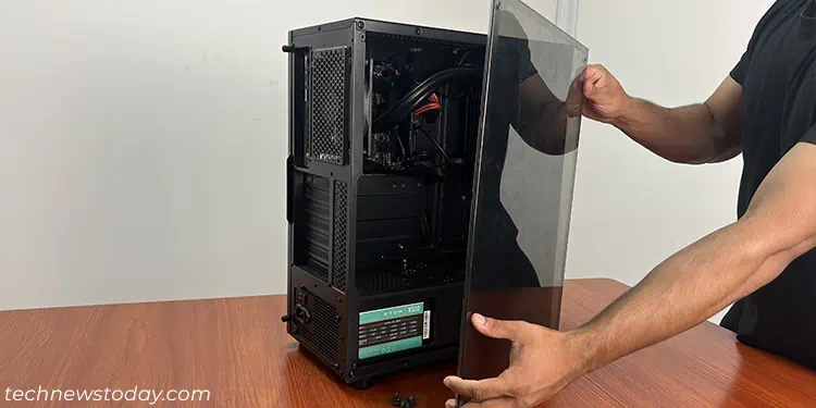 How to Clean CPU Cooler 2 remove-side-panel-clean-radiator