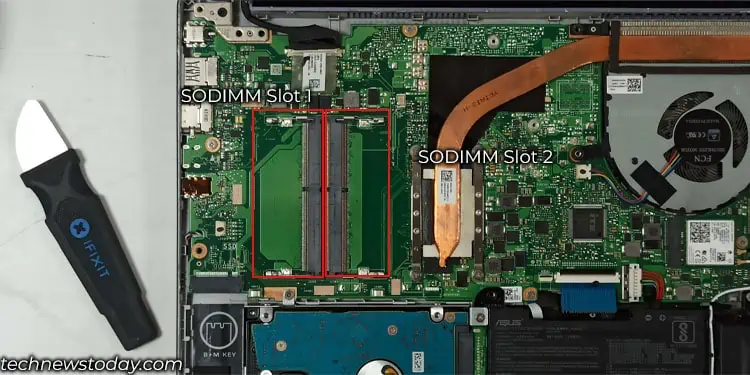 sodimm-slot-on-laptop-motherboard