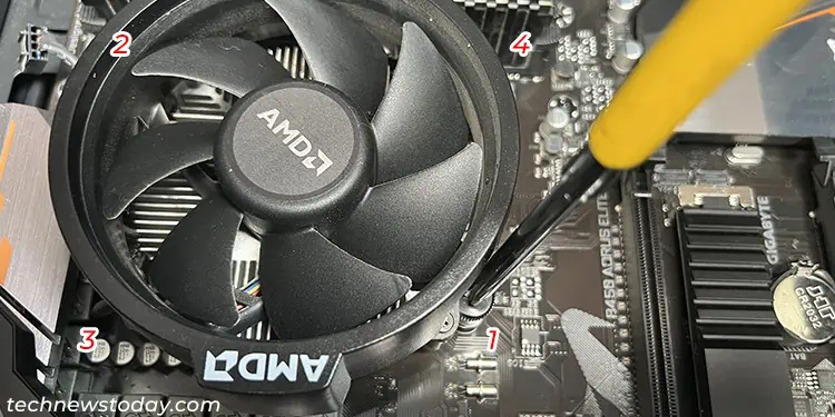 How to Clean CPU Cooler 5 spring-screw-fan-diagonal-fasten