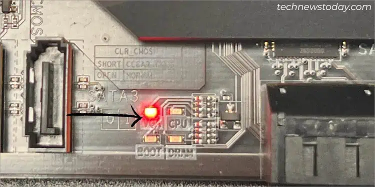 vga-light-in-motherboard-copy