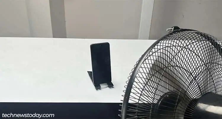 Water in Charging Port? 5 Proven Steps to Dry It Fast! 5 air-drying-phone-1