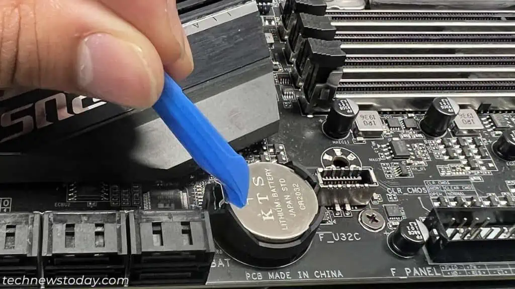 What is BIOS Auto Recovery 1 reinsert-cmos-battery-motherboard-1024x576