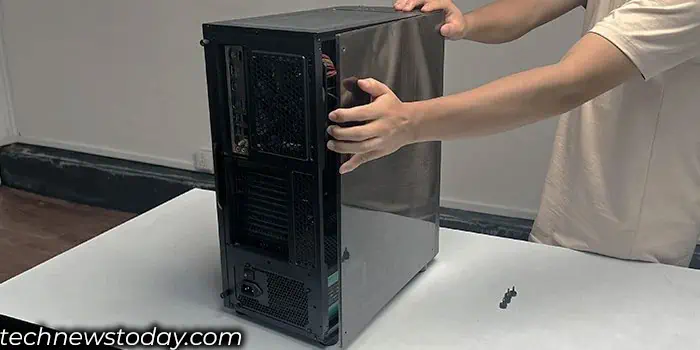 remove-side-panel-from-PC-case