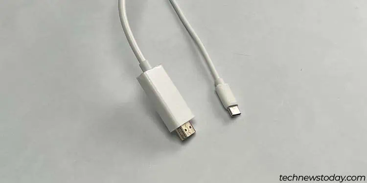 How to Cast to TV Without Chromecast (Android and iPhone) 6 usb-c-to-hdmi