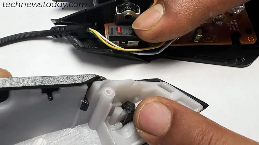 check-if-mouse-button-align-with-internal-switches-1024x576