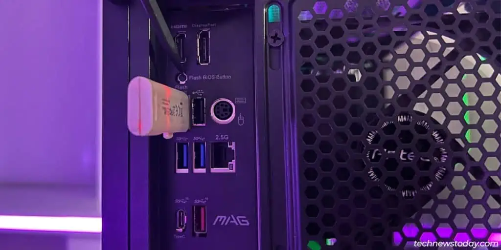 press-flash-bios-button-msi-1024x512