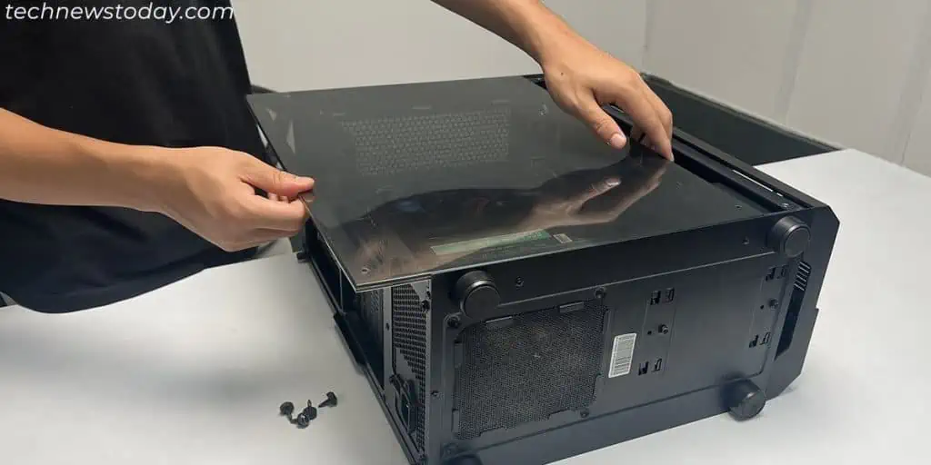 How to Remove a CPU Cooler from Motherboard The Right Way 1 remove-side-panel-open-pc-case-1024x512