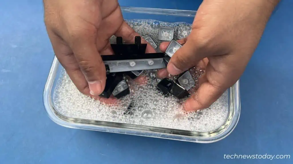 How to Clean Mechanical Keyboard in 7 Steps 5 rinse-keys-using-detergent-and-water-1024x576