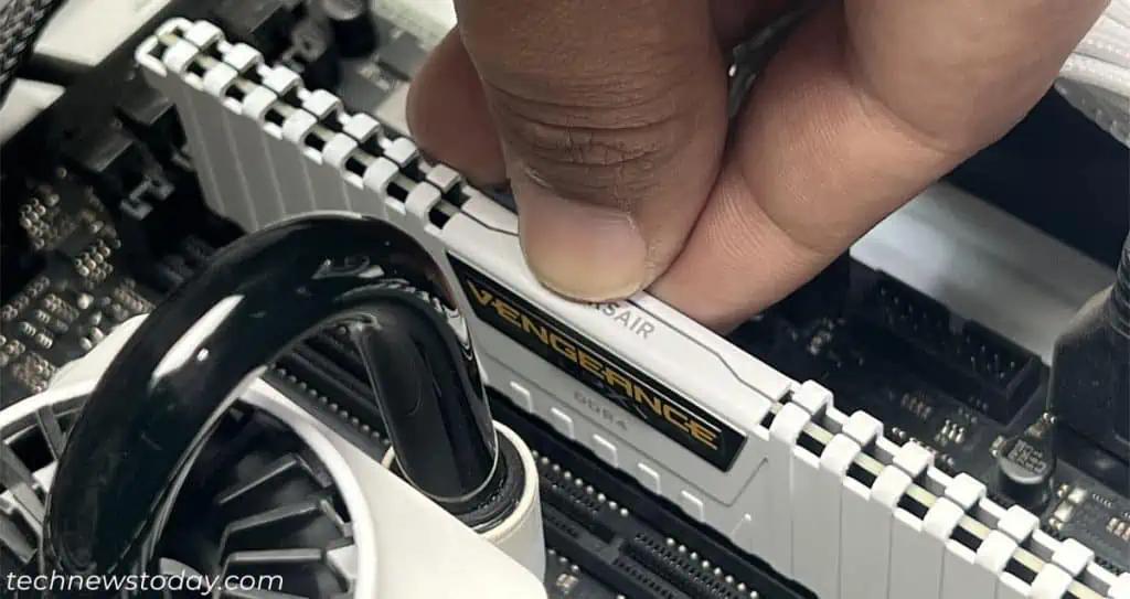 upgrade-ram-hardware-compoents-1024x543