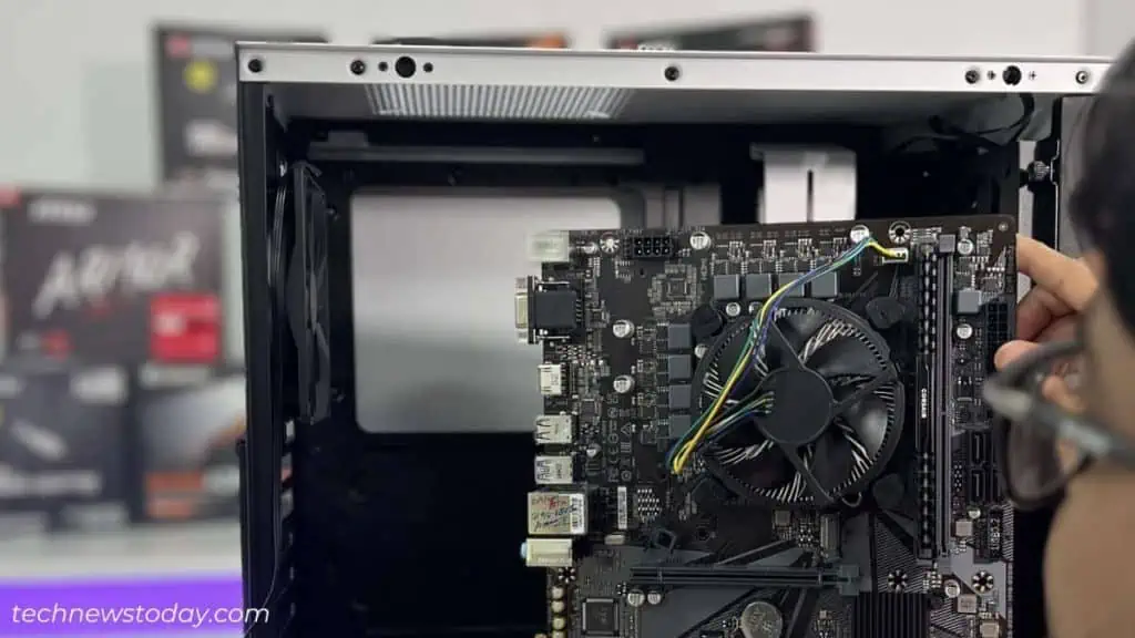 compare-motherboard-holes-and-standoffs-1024x576