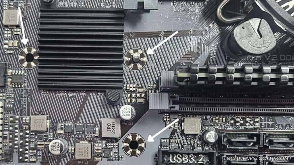 motherboard-holes-1024x576