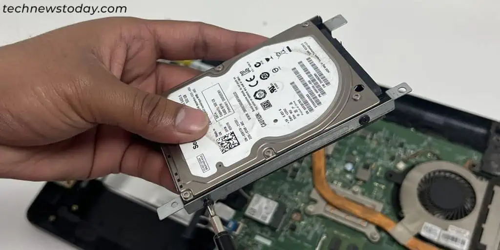 remove-hard-drive-from-enclosure-or-bracket-1024x512