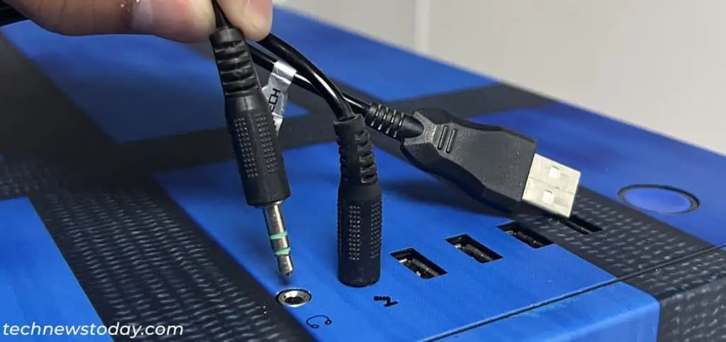 Headphone Jack Not Working On PC? Try these Fixes 1 check-headphone-jack-connections-1024x482