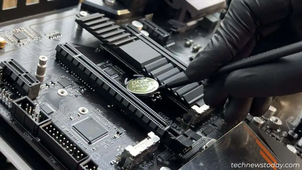 cmos-battery-removal-1024x576
