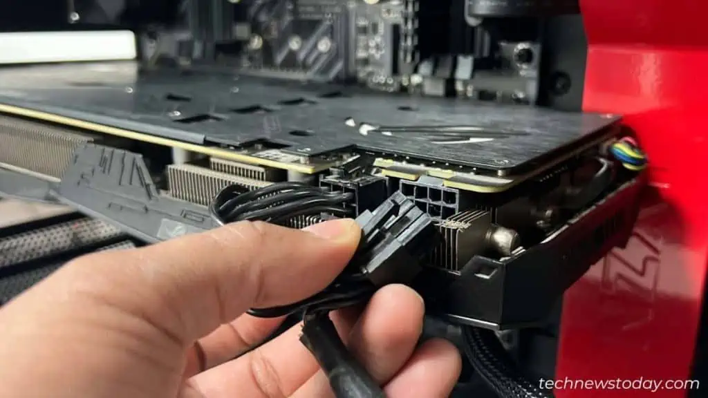 Does Your GPU Keep Crashing? Here's How to Fix It 1 make-sure-pcie-cable-is-properly-connected-1024x576