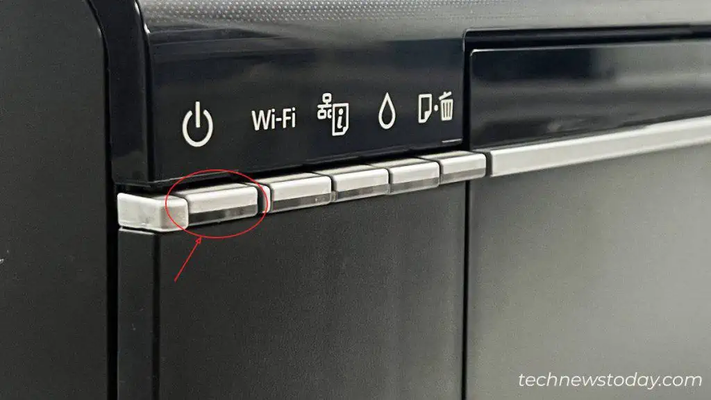 press-power-button-to-install-epson-printer-1024x576