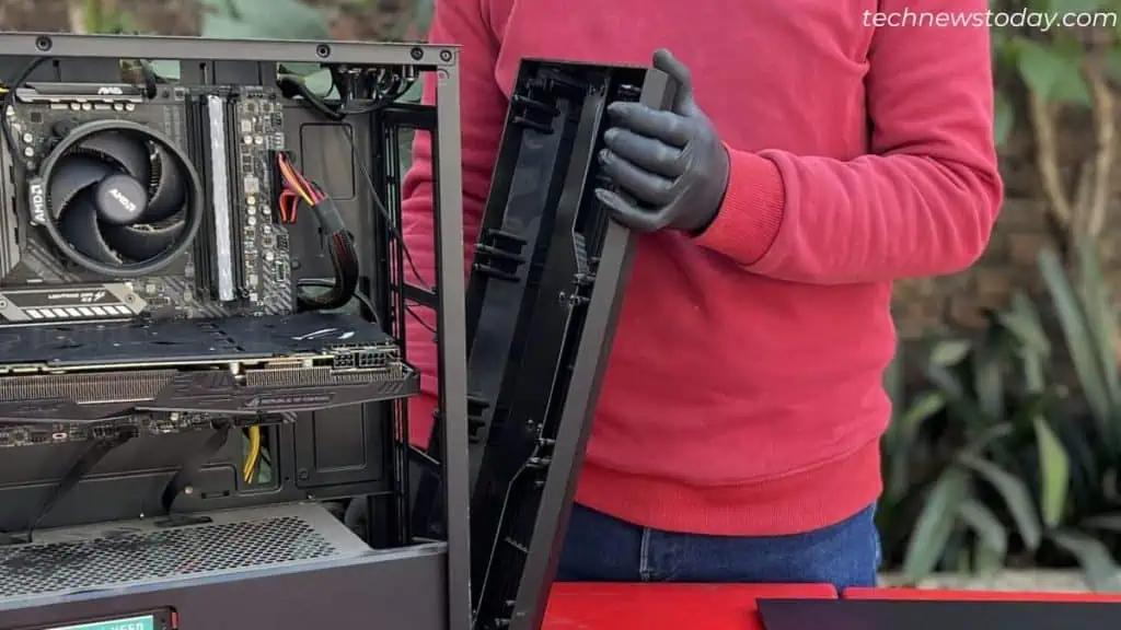 How to Clean Dust From PC 2 removing-pc-case-panels-1024x576