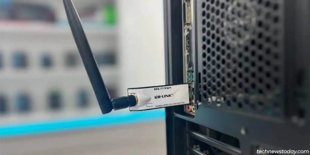 usb-wifi-adapter-connected-to-mobo-1024x512