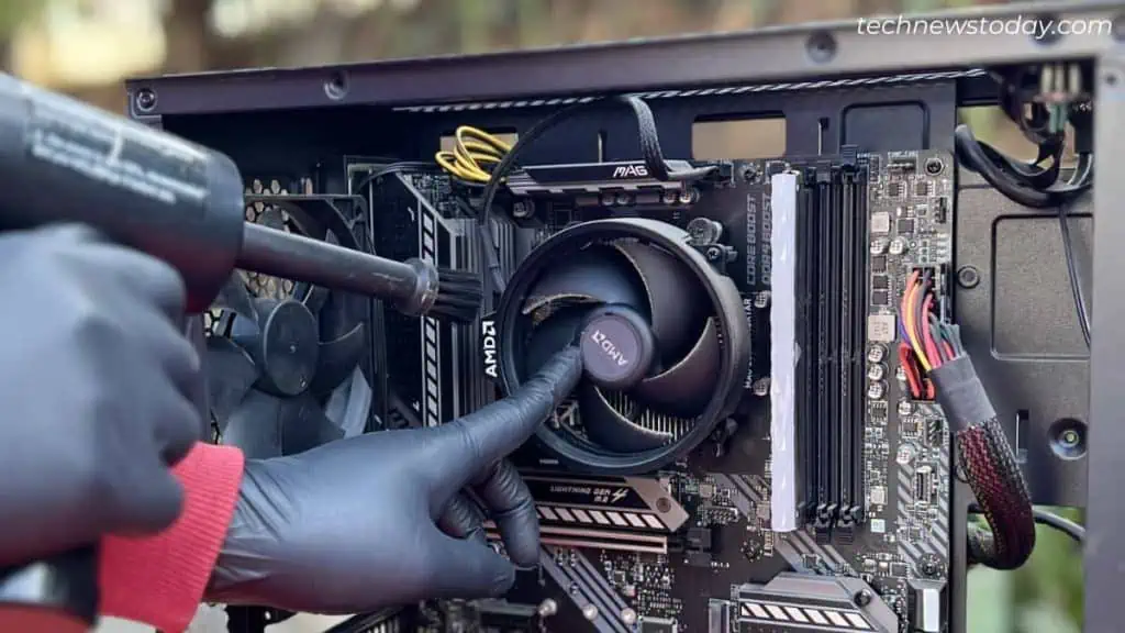 10 Ways to Keep Your PC Cool 6 cleaning-cpu-fan-1024x576