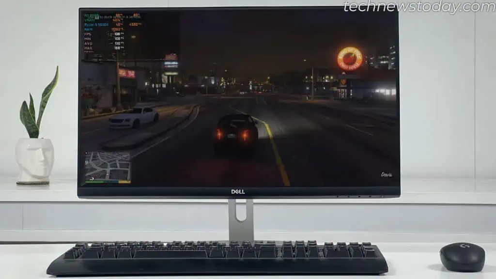 What is Ideal RAM Speed For Gaming? 3 performance-monitor-on-game-2-1024x576
