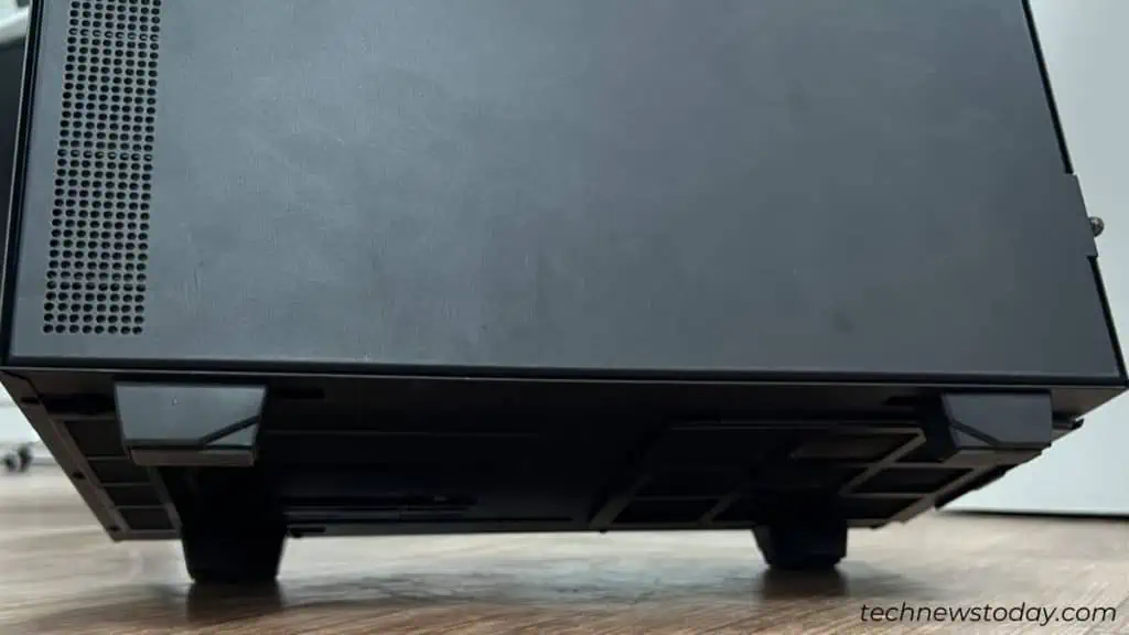 Where's the Best Place to Put Your PC? 6 rubber-feet-in-pc-case-1024x576