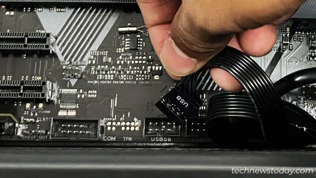 How to Fix Power Surge on the USB Port Error 2 front-panel-usb-header-replugging-1024x576