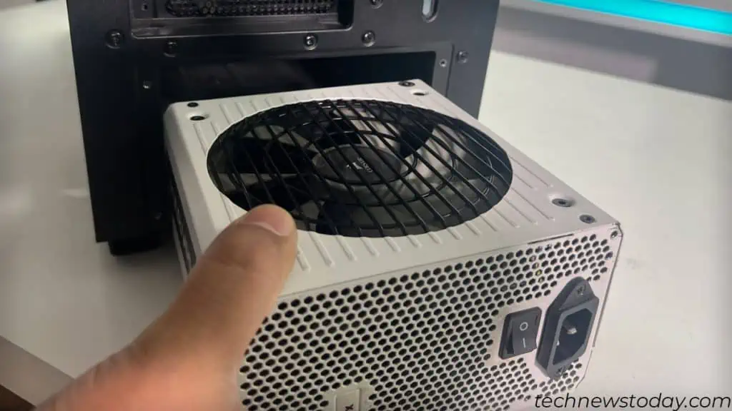 PSU-Fan-Facing-Up-1024x576